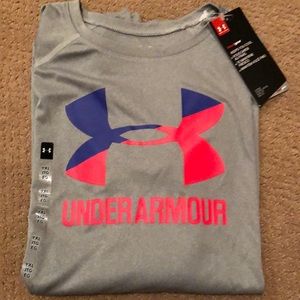 Girls long sleeve Under Armour t-shirt
